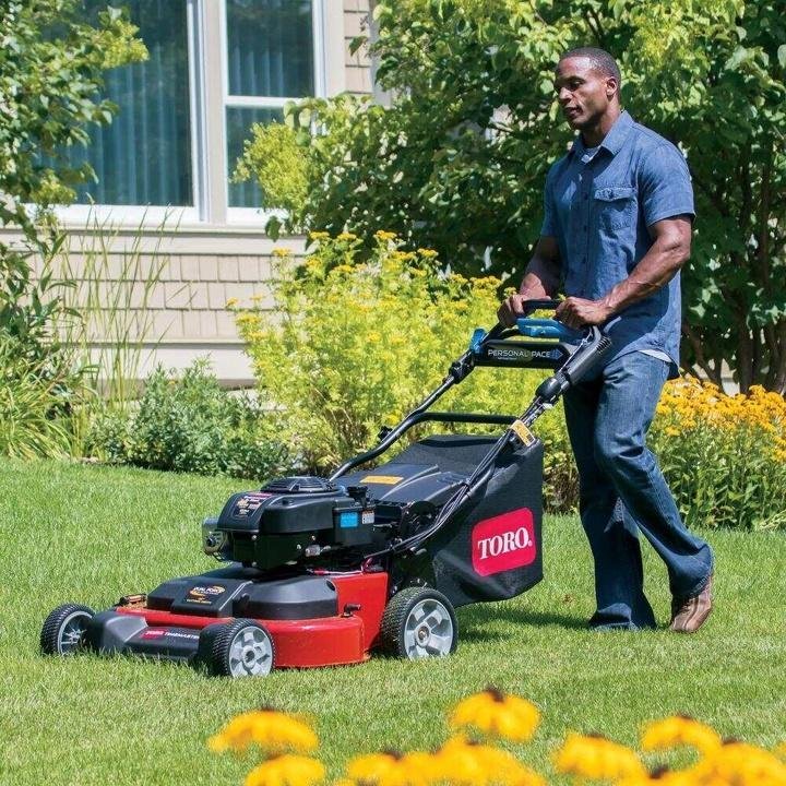 Toro TimeMaster 30 in. Briggs and Stratton Electric Start Walk-Behind Gas Self-Propelled Mower with Spin-Stop - Image 6